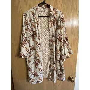Women's Gimmicks by BKE Kimono Coverup Neutrals Crochet Cardigan Size Medium